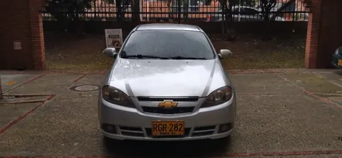 Chevrolet Optra Advance 1.6 MT