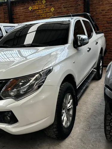 MITSUBISHI L200  4X4 2018