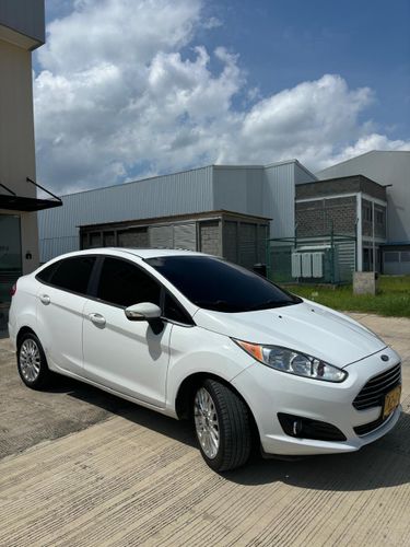 Ford fiesta titanium 2015 automtico 