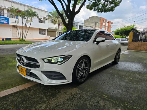 Mercedes benz cla 180
