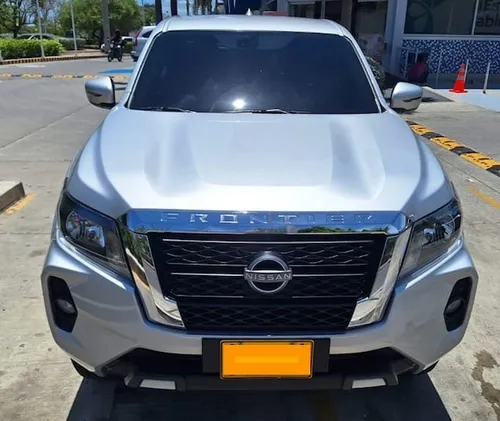 Hermosa Nissan Frontier 