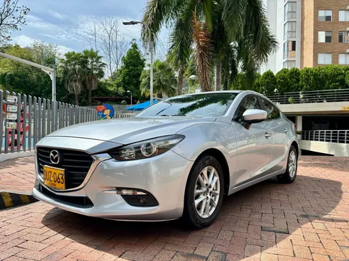 Mazda 3 Touring