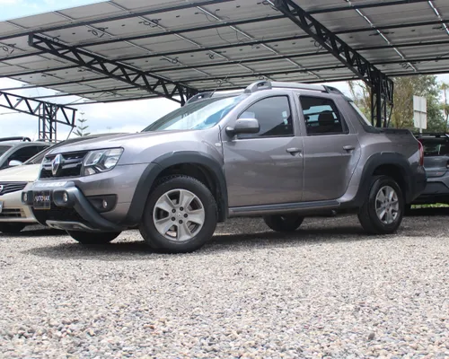 RENAULT DUSTER OROCH MODELO 2021