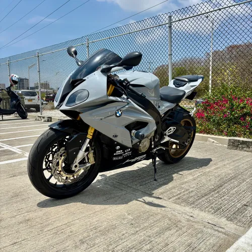BMW S1000RR