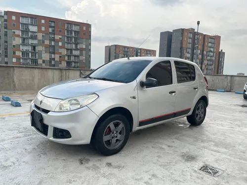 Renault sandero 2014