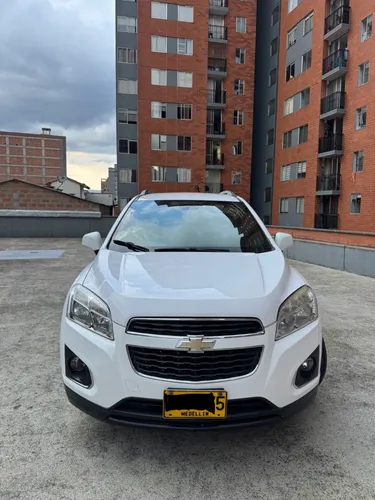 Chevrolet tracker modelo 2013 automtica.