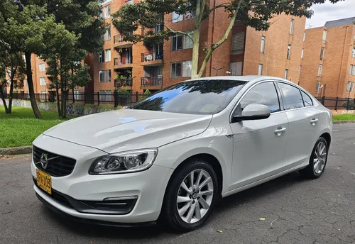 Volvo S60 T5 2015 Momentum 245HP 350NM