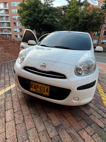 Nissan March 2012 Automatico Pure Drive