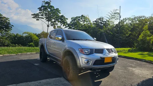 Mitsubishi Sportero 2.5 disel automtica superlujo 
