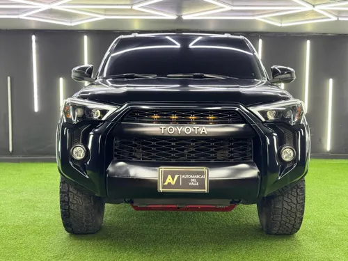 TOYOTA 4 RUNNER SR5 2020
