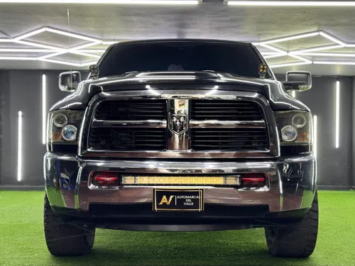 DODGE RAM 2500SLT 2011