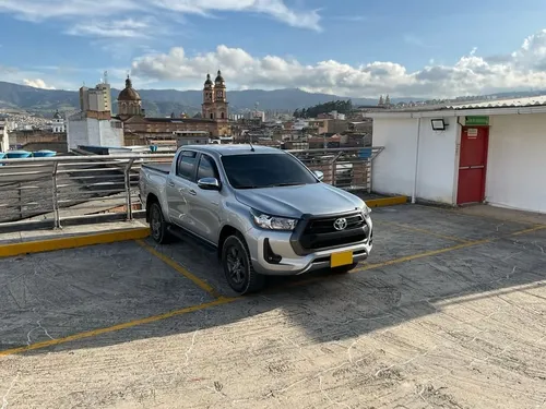 Toyota Hilux 2.4 Diesel 4x4 Mecnica Modelo 2021