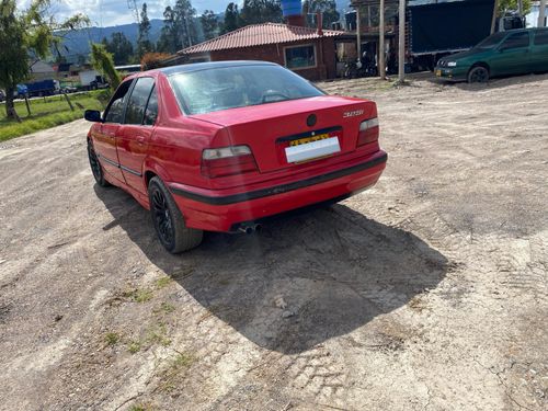 BMW 325 E36 
