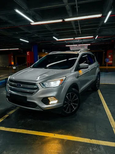Ford Escape Titanium 4x4 2017