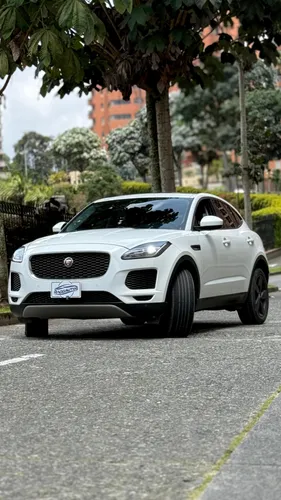 Jaguar E - Pace S 2.0 Turbo Gasolina modelo 2019 nico Dueo 
