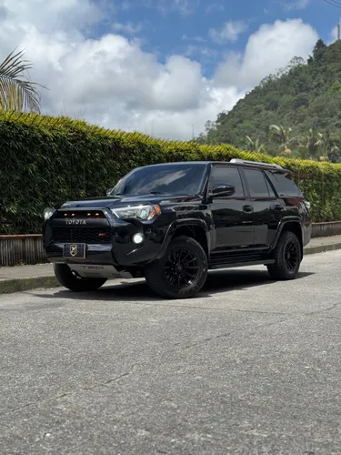 Toyota 4runner SR5 TRD 2020