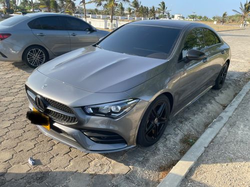 Mercedes Benz CLA 200