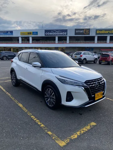 NISSAN KICKS EXCLUSIVE 2022