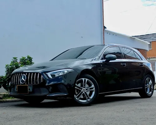 MERCEDES BENZ A200 Progressive 2019 