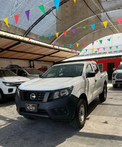 NISSAN FRONTIER CD 4x2 2.5 gasolina 