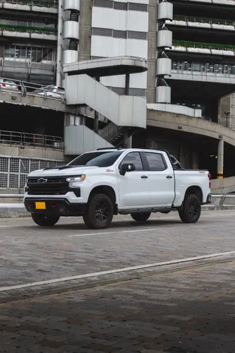Chevrolet Silverado 5.3 Z71 4X4 At