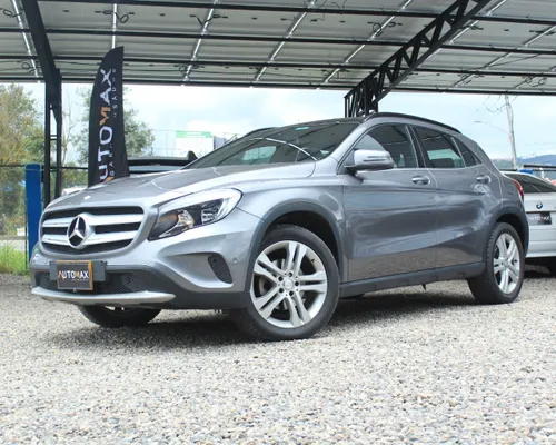 MERCEDES GLA 200 2017
