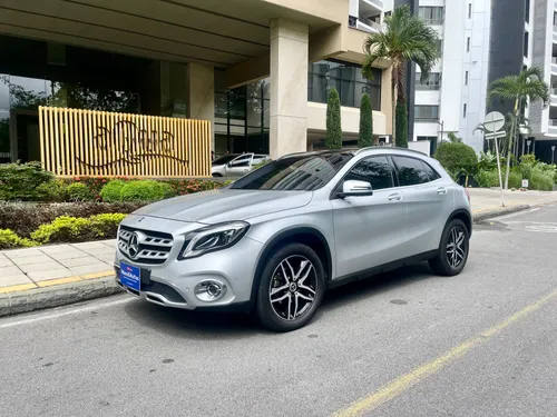 Mercedes-Benz Clase GLA200 1.6 Urban 2019