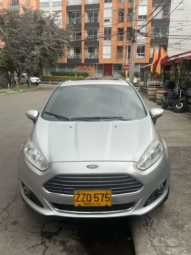  Ford Fiesta Titanium At 1.5
