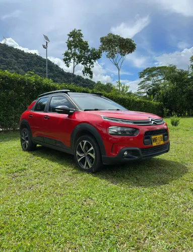Citroen C4 Cactus Shine 1.6 turbo Version Full modelo 2019 Excelente estado. Negociable