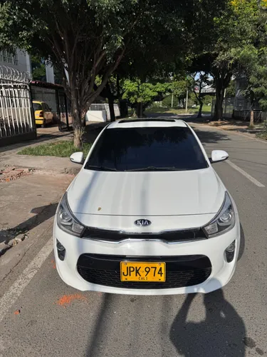 Kia rio zenith version full