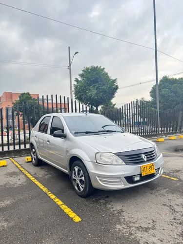 Renault Logan Familier 1.4 