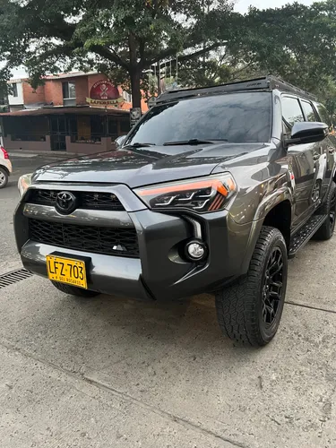 Toyota 4Runner 2023 hermosa 