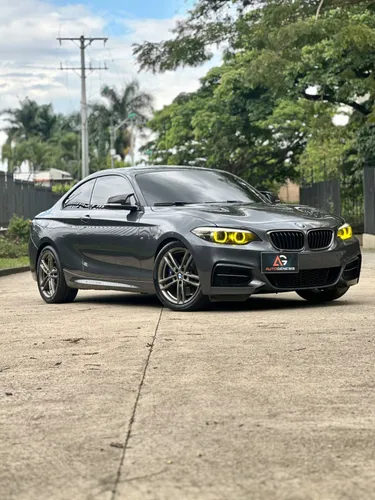 BMW M240i PERFORMANCE 