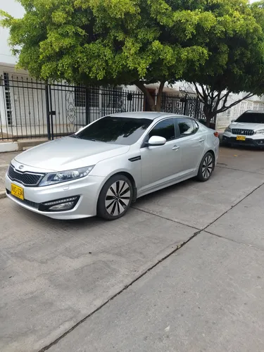 Kia optima LX 2.4 en perfectas condiciones 