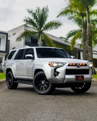 Toyota 4Runner 4.0 Sr5 Fl BII
