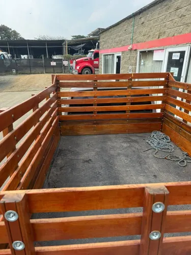 Nissan Frontier Estacas 4x2 diesel 2015