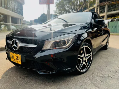 Mercedes cla 180 mis night edition 