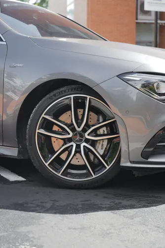 Mercedes Benz CLA 35 AMG