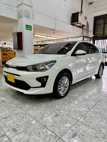 Kia Rio Emotion 2024