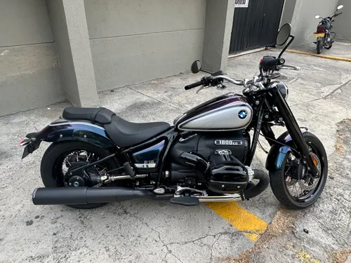 BMW R18 estilo Harley 1800c