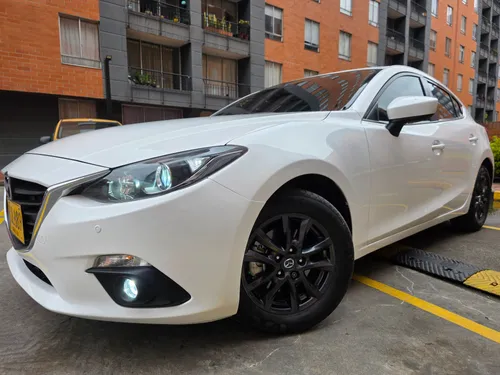 Mazda 3 Touring sport