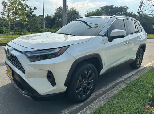 Toyota Rav4 Limited Hibrido modelo 2022