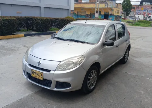 Renault Sandero 2013