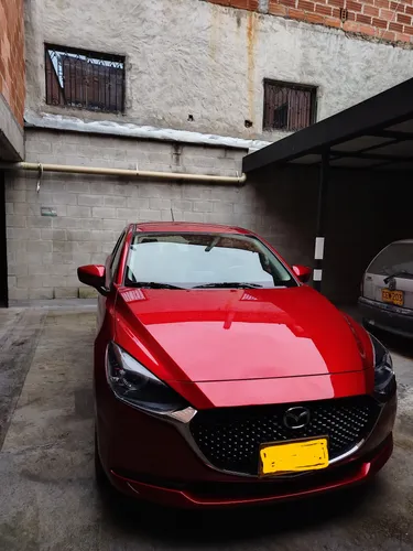 Mazda 2 touring 2021
