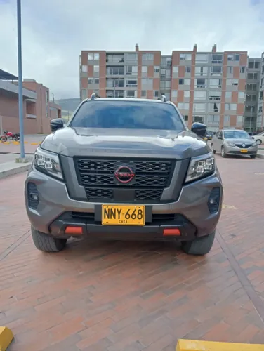 Nissan Frontier np300 4x4 Full Equipo