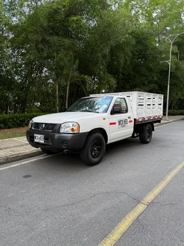 NISSAN FRONTIER 2015 4x2 GASOLINA 
