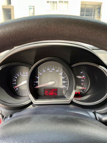 Kia Rio Spice R Hatchback 2015 Automatico - Full Equipo