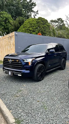 Toyota Sequoia Limited I-force Max Hibrido