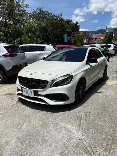 MERCEDES BENZ A250
