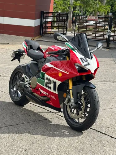 Ducati Panigale V2 Bayliss 2023 